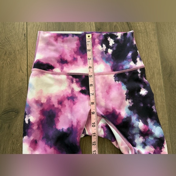 Lululemon Women’s Athletic Leggings Size 4 - Picture 3 of 10